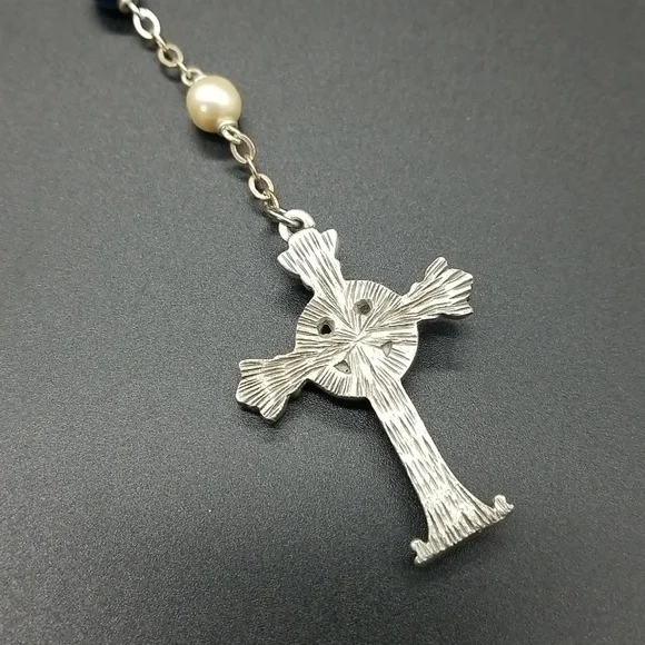 Vintage Blue and White Pearl Beaded Silver Chain Rosary Necklace - Picture 3 of 7